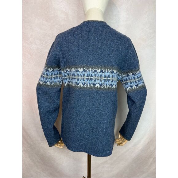 100% Lambswool Eddie Bauer Sweater Size M - Picture 2 of 6